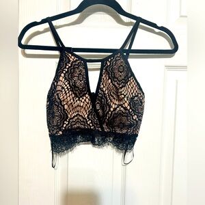 Lace Bralette crop top in Black and Tan small
